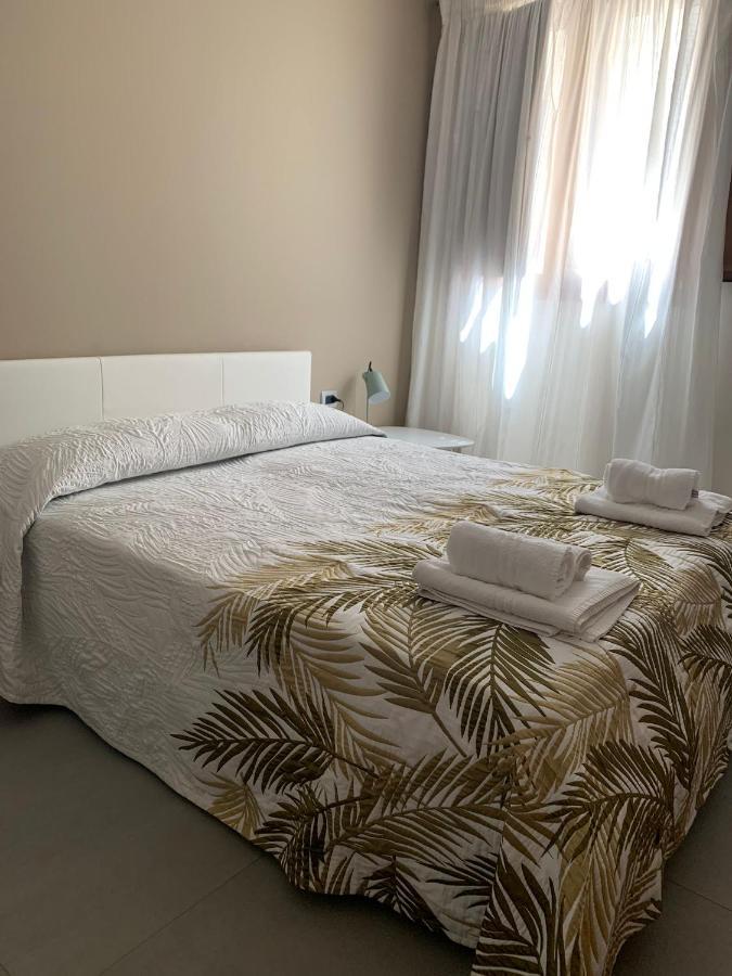 פורטו צ'זראו Albergo Piazza Risorgimento מראה חיצוני תמונה