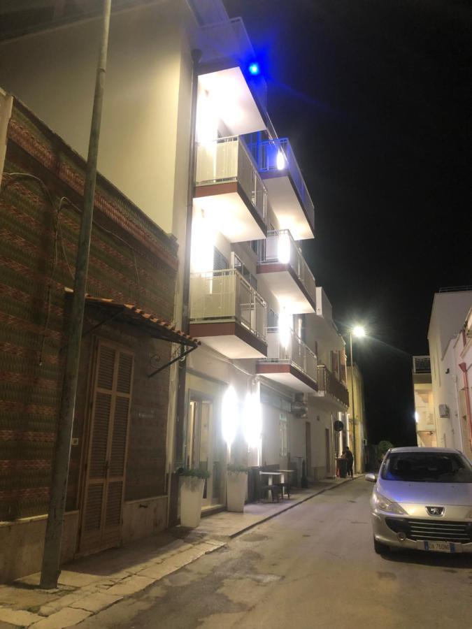 פורטו צ'זראו Albergo Piazza Risorgimento מראה חיצוני תמונה
