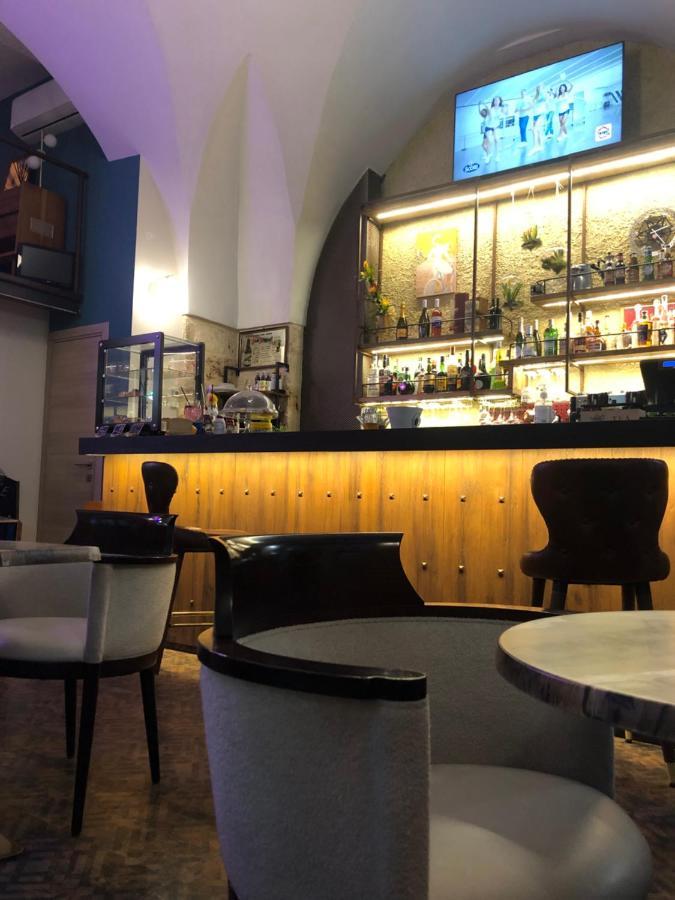 פורטו צ'זראו Albergo Piazza Risorgimento מראה חיצוני תמונה