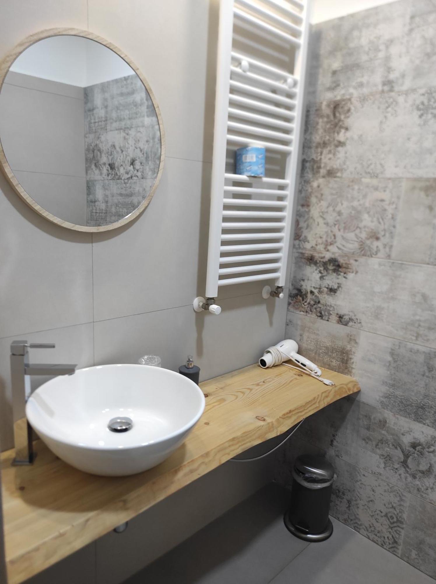פורטו צ'זראו Albergo Piazza Risorgimento מראה חיצוני תמונה